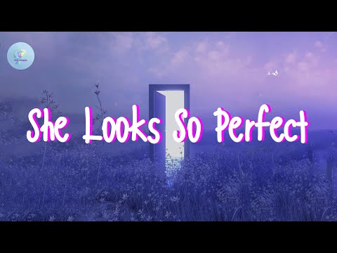 5 Seconds of Summer - She Looks So Perfect (Lyric Video)