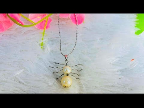 Coolest spider inspired necklace designs I found on Pinterest 💎 | Jewellery DIY Crafts #jewellery