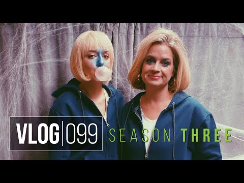 I’m still here...costume party fun | Vlog.099