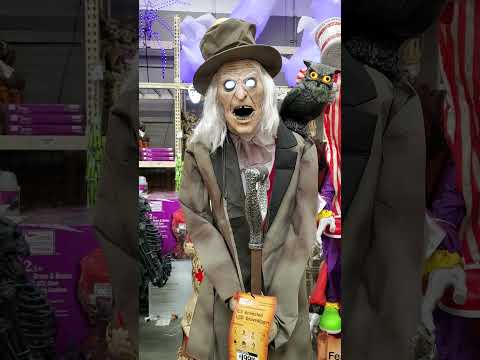 Home Depot Animatronic Grave Digger #halloween #shorts #halloweenanimatronics