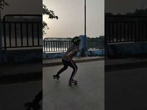 skating shoes #raipur #shortsvideo #vairal #skating #inlineskating #skatinggirltamanna #balurghat