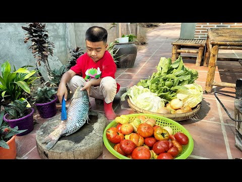 Country chef cook big fish with tomato - Chef cook and invite mother to eat - Chef Seyhak