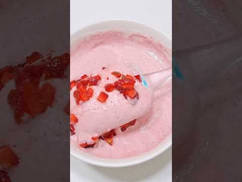 Super Easy Strawberry Ice Cream #shorts #strawberryicecreamrecipe #food #viralshorts #strawberry