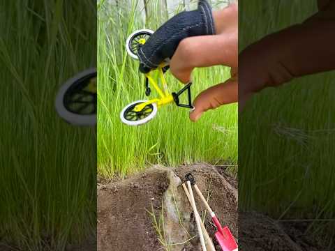 FINGER BIKE DIRT JUMP SESH #fingerboard #lcboards #fingerboarding #skateboard #bike #mtb #fingerbike