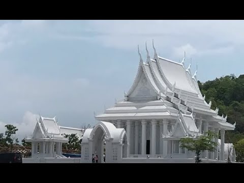 วัดห้วยใหญ่ พระประธานเงิน (Wat Huai Yai Bang Lamung Chonburi)