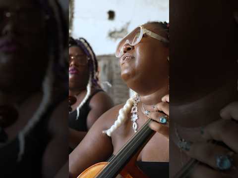 Watch how Chauntee and Monique Ross became #SistaStrings 🎻🎻  #shorts #NewportFolk