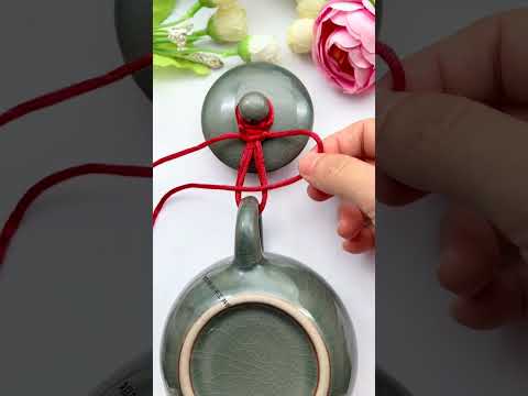 Tie the teapot like this and you won't be afraid of it falling anymore. Knot tutorial, DIY, prac