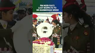 Prime Minister Narendra Modi Pays His Last Respects To Former PM Manmohan Singh | N18S | CNBC TV18