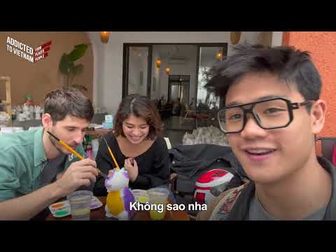 What Vietnamese couples do on dates ? | Third-wheeling with this French and Brunei couple in Hanoi