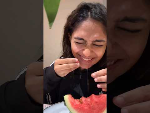 Mrunal Thakur FUNNY Watermelon challenge 🤣🤣 #shorts #ytshorts #ytshortsindia #youtubeshorts #viral