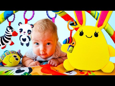 Learning toys for babies. Lucky chooses baby toys - Learn animals for kids & videos for kids