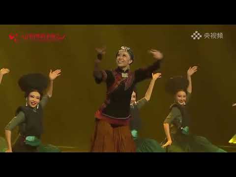 Chinese  dance tutorial 《盛装•礼赞》（原名《丹红赞妮》）第十四届荷花奖民族民间舞终评 中央民族大学舞蹈学院