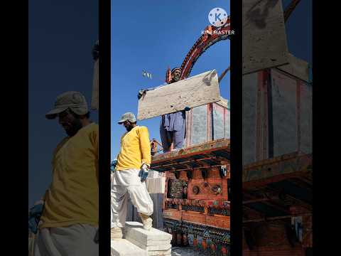 TRAVERTINE LOADING COUNTERTOPS , SECTIONS  , SLAPS #travertine #truckdriver  , 03138212408