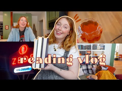 cozy reading vlog: 3 popular and atmospheric fantasy novels! fall delusion is here lol 📚✨🍁