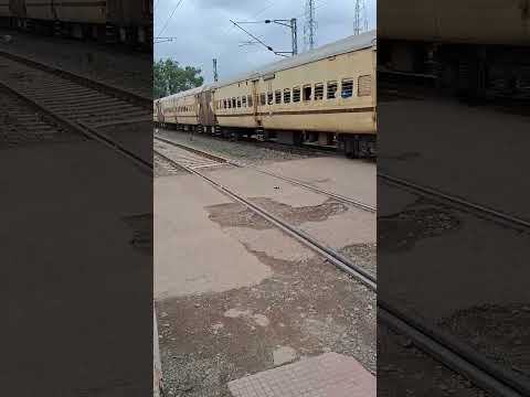 Malda Azimganj Spl  passenger train#Horn Awesome #shortsvideo