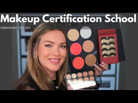 What's REALLY in a Pro Makeup Artist's Kit? - Online Makeup Academy