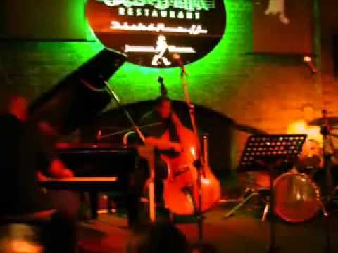 Gary Hendrickse Trio