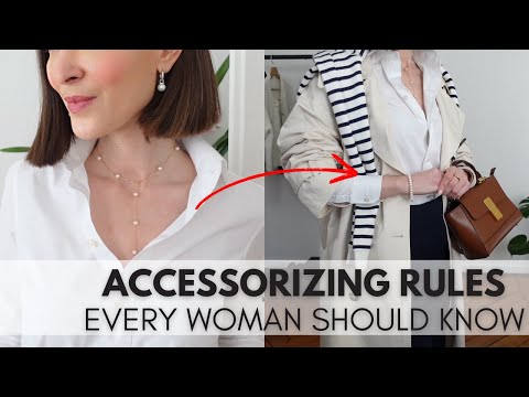 How to style jewelry like a Parisian Woman - French woman style secrets