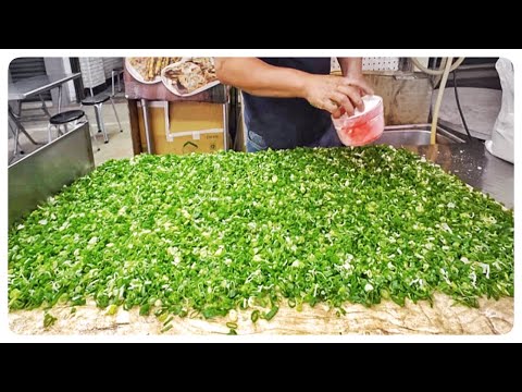 Amazing Chinese Burritos ! Beef Scallion Pancake - Taiwanese Street Food