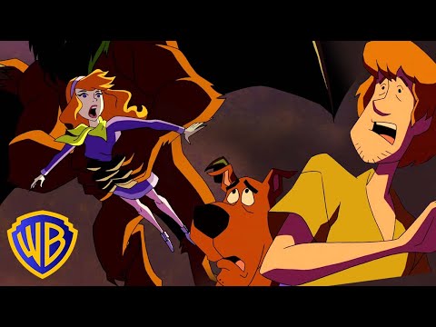 Scooby-Doo! Mystery Incorporated en Latino | Vuelo contra levitación | @WBKidsLatino