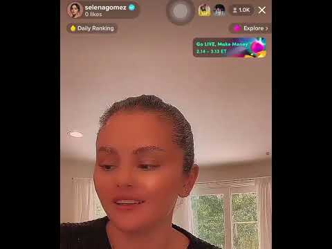 Selena Gomez announces a break from social media