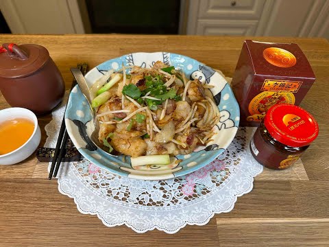 [ XO醬炒蘿蔔糕 ]  -  傳統美食，材料簡單，非常百搭，十分惹味，洋蔥🧅香，芽菜爽，蘿蔔軟硬適中，美味可口。