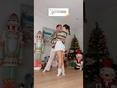 NEVER GETTING OVER THE SIA SNOWMAN DANCE! 🥰☃️🎄 - #dance #trend #christmas #funny #shorts