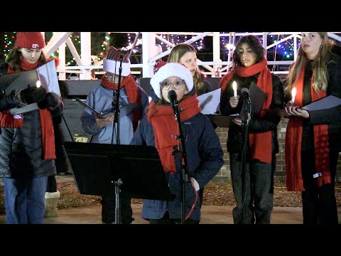 Video of the Week: Singing In The Holidays