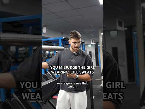 GYM GIRL EMBARRASSING GYMBRO #shorts #short #viral #gym #fitness