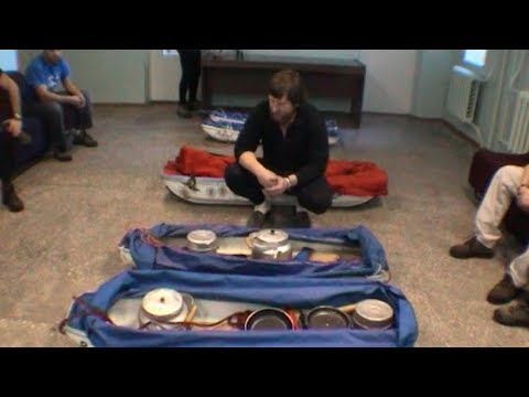 Víktor Boyarsky explains the equipment for the expedition - Geographic North Pole 2002 expedition