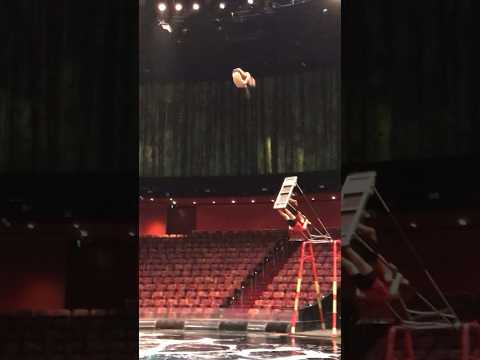 Ouchhhh!!! Incredible dive gone wrong 🫣 would you try? #circus #acrobat #dive Performer: Kat