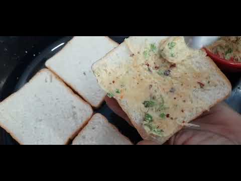 Easy and Tasty Butter Garlic Bread in 2min |#easysnacksrecipe #simplesnacks  | Rama's Yummy Kitchen