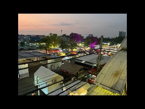 BTSベーリングの駅前のナイトマーケットに行って食べ歩きします🔥※ タイ時間19時〜