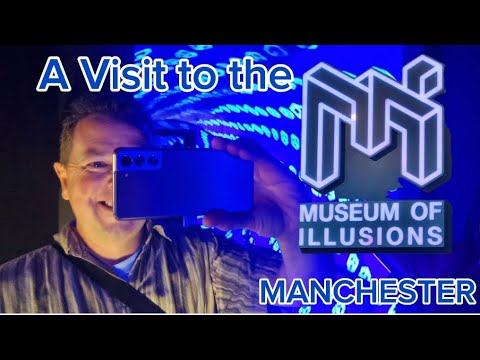 A Visit to the Museum of Illusions. Manchester's Newest Visitor Attraction. 2024