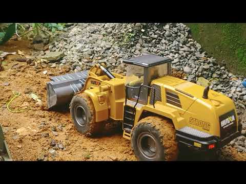 perbaikan jalan menuju tambang batu split #rc #kontruksi #toys #viral #rcconstruction #mainananak