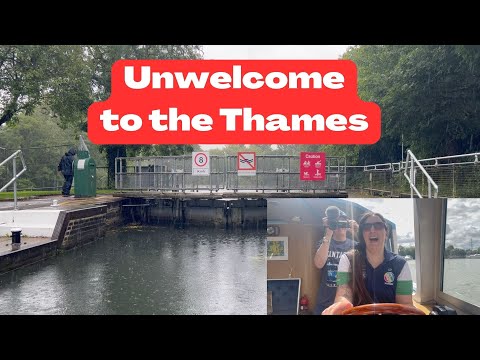 Boating with the Husband on the Thames