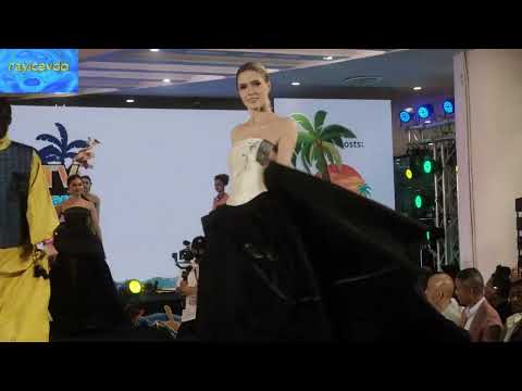 Fashion TV Ladies Asian Cultural Costume Pattaya Thailand Aug 19 2023