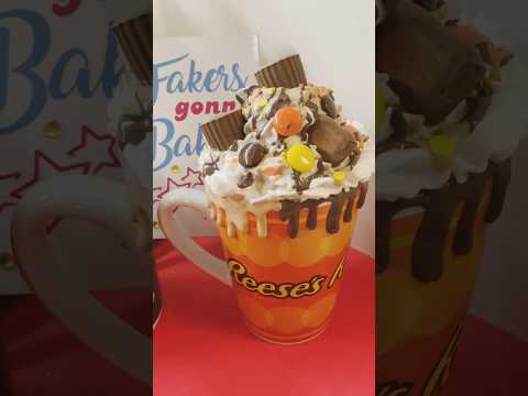 Let’s Fake Bake a Reeses Pieces Mug Topper! #fakebake #mugtopper #peepthisyall