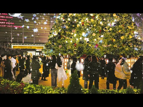 Seoul Lotte Christmas Market, First Snow,Snowy Christmas, Christmas Lights 2023, Seoul Travel Walker