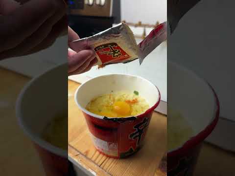 Turning Ramen Into Egg Pudding