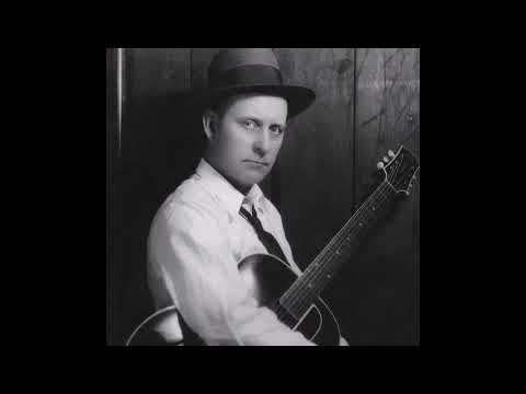 Carson Robison - "In The Cumberland Mountains"