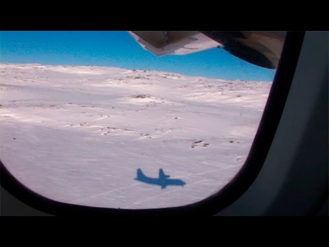 Flight from Pangnirtung to Iqaluit - Akshayuk Pass 2008 Expedition