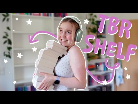 Reorganizing my Bookshelves... again | and making a TBR shelf 📚📦