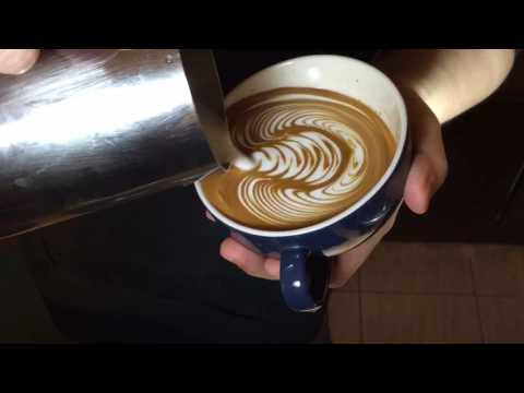 Latte art wing rosetta