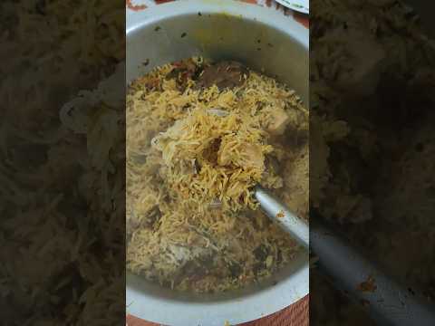 వేడి వేడి ధమ్ బిర్యాని రుచి  అదుర్స్for full video comment #biriyani #biriyanilovers #biriyanirecipe