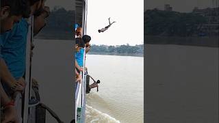 Dangerous Stunt In Ganga 🤯🤯