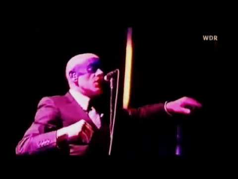 R.E.M. - The Outsiders (live at Rock am Ring, Germany)