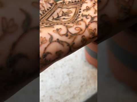 For upcoming wedding season ✨❤️ #youtubeshorts #shots #heenamehndi #mehendi #artist  #viral