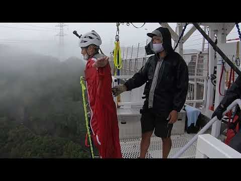 大雨の中で日本一の高さ215M 岐阜バンジーに挑戦！（バンジージャンプ初体験）