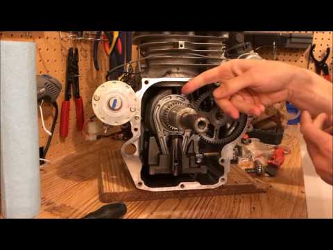 Camshaft installation on Briggs & Stratton 330000 Series Engine